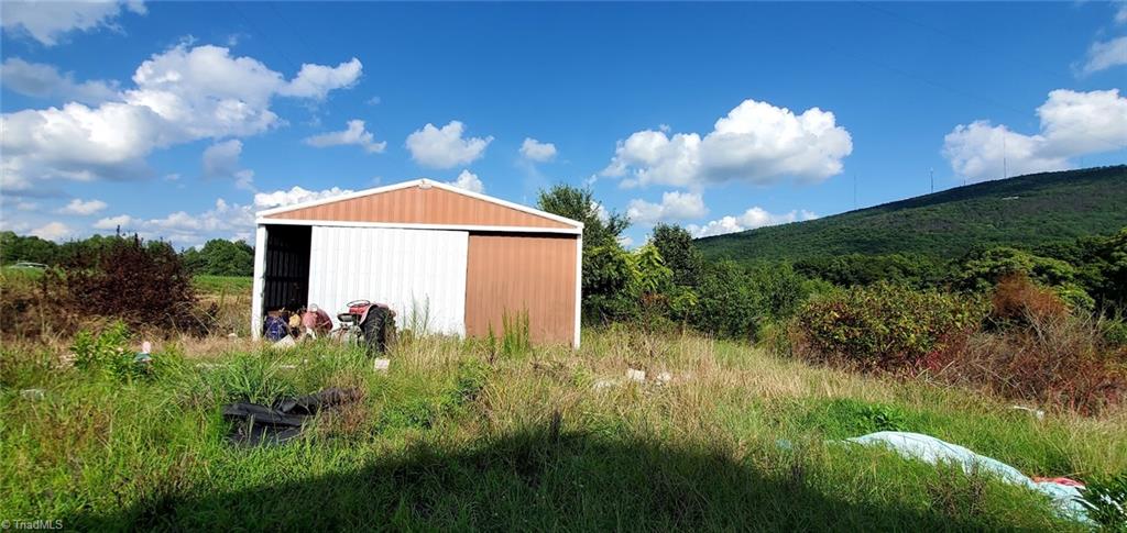main property photo 25