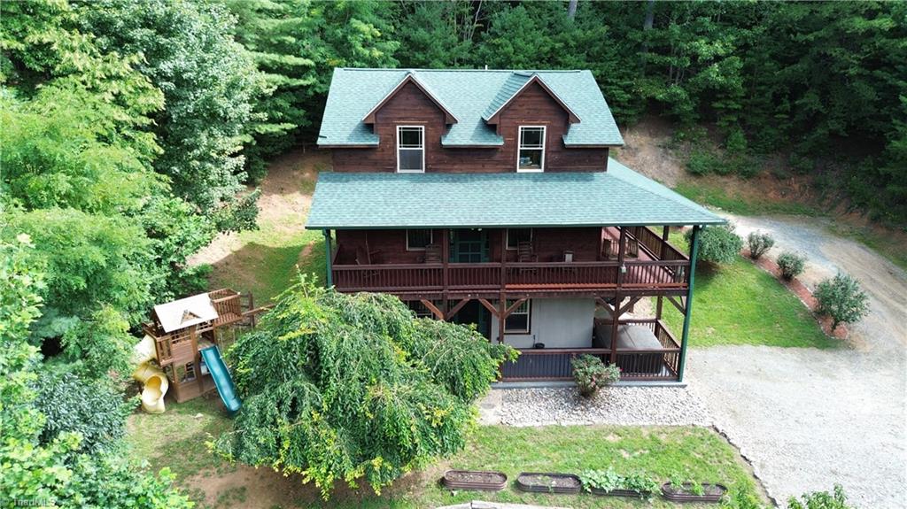 main property photo 3