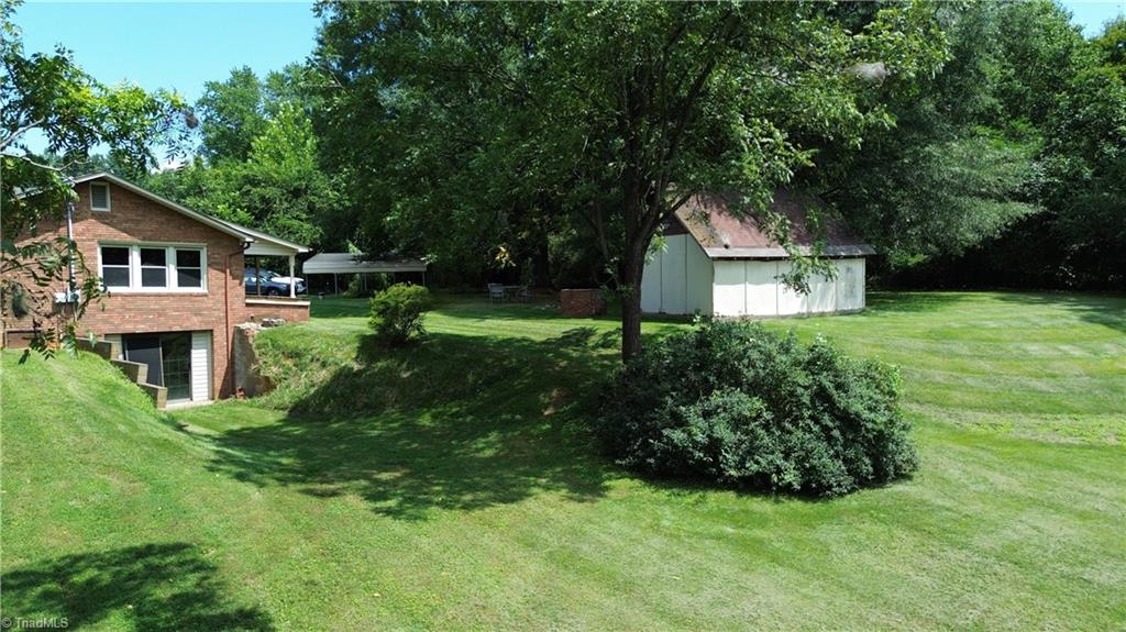 main property photo 34