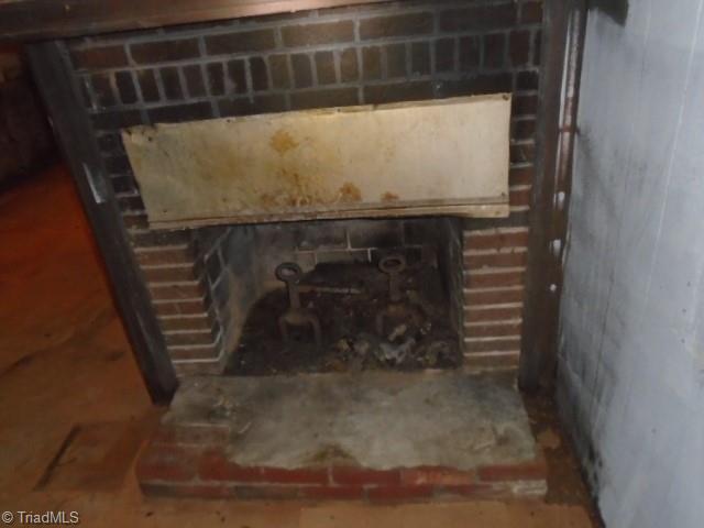 main property photo 13