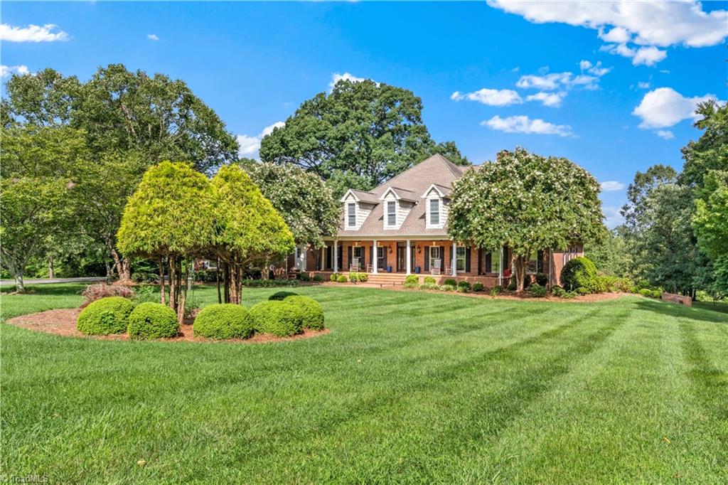 main property photo 10