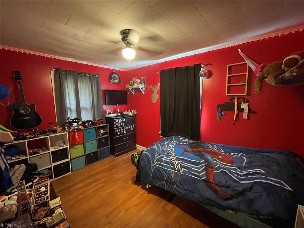 main property photo 8