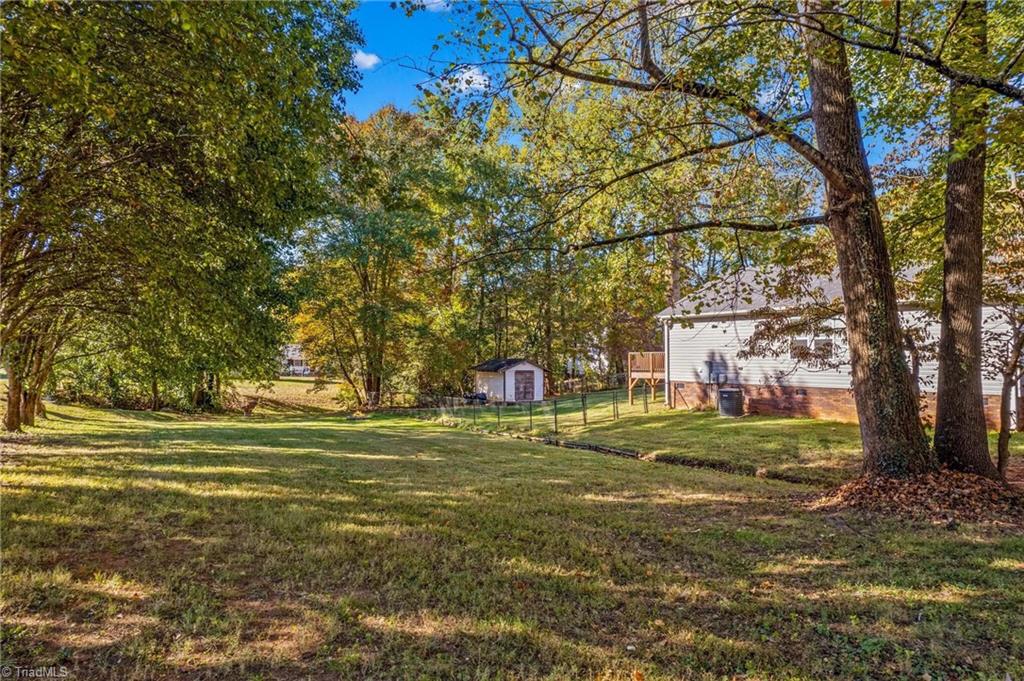 main property photo 41
