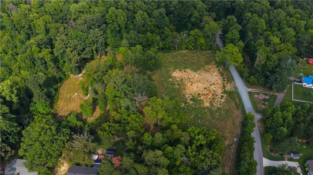 main property photo 12