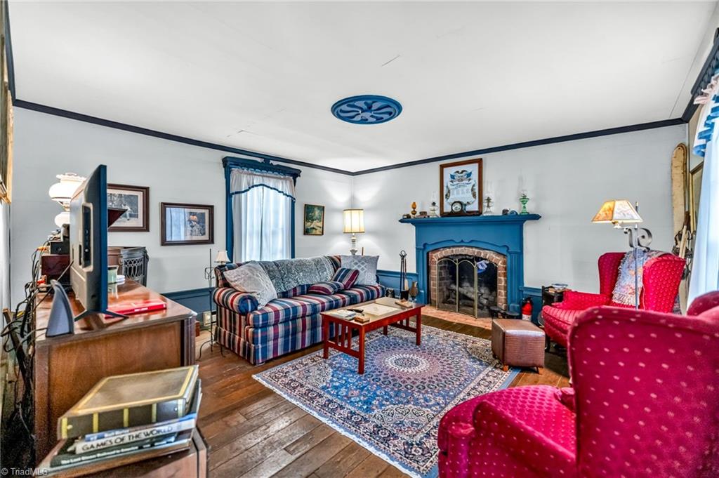 main property photo 13