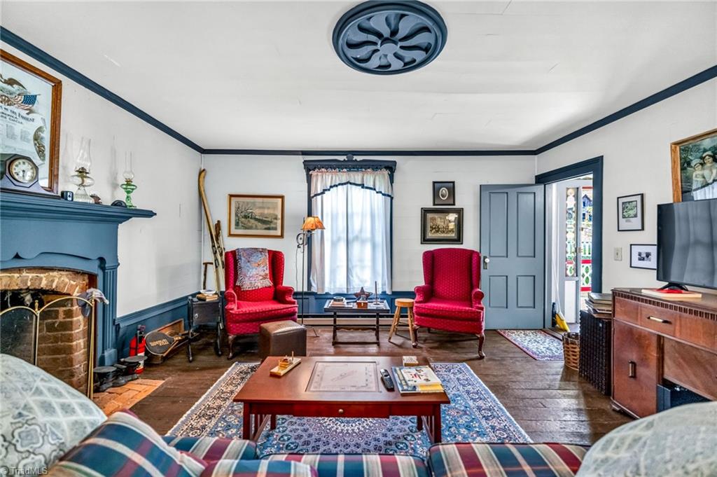 main property photo 14