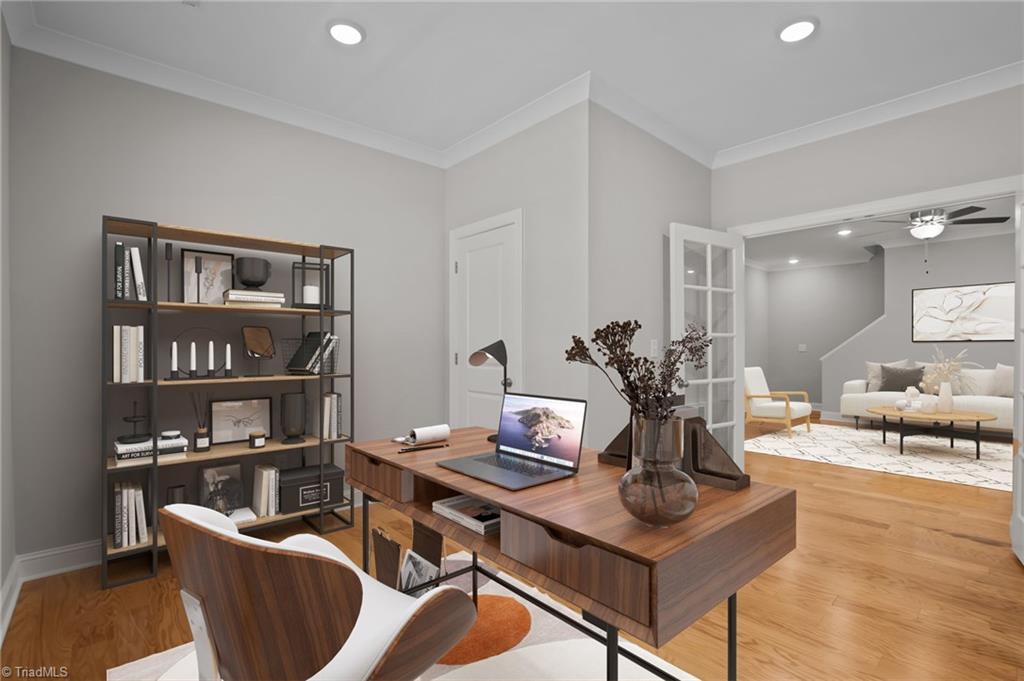 main property photo 18