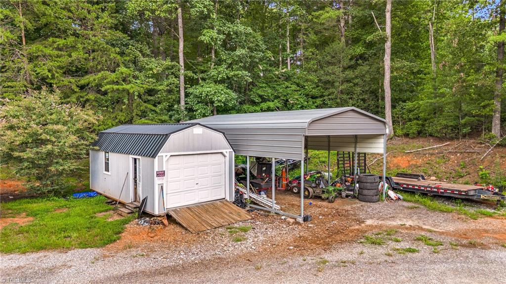 main property photo 33
