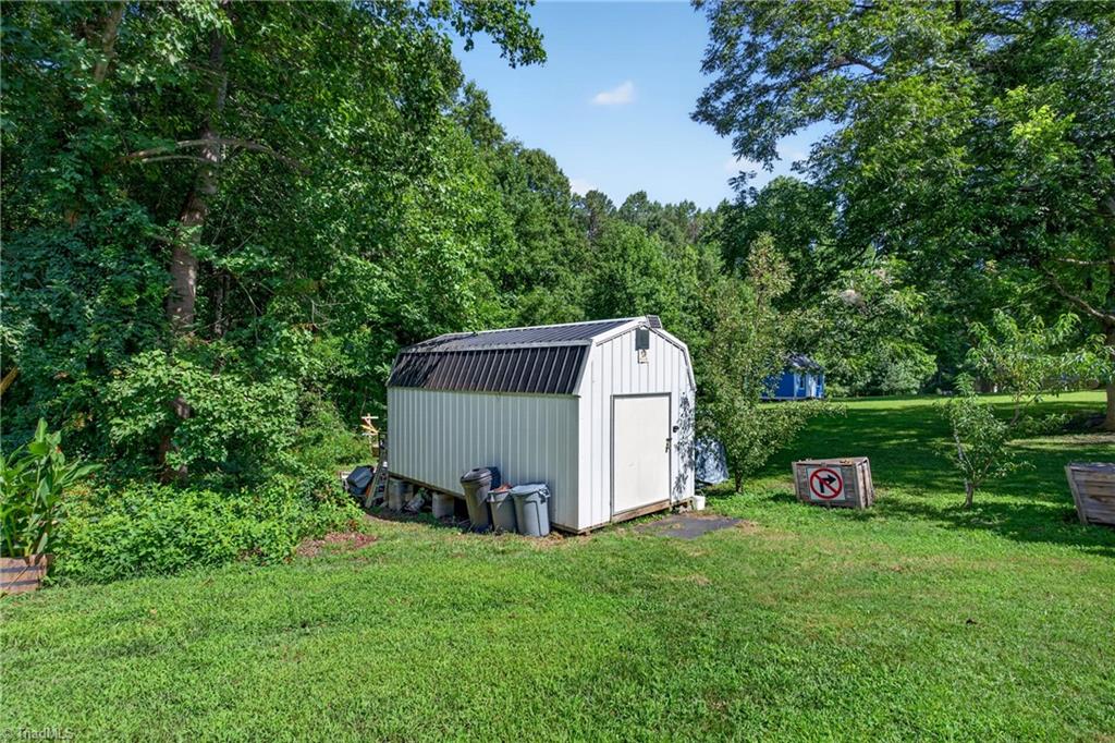 main property photo 44