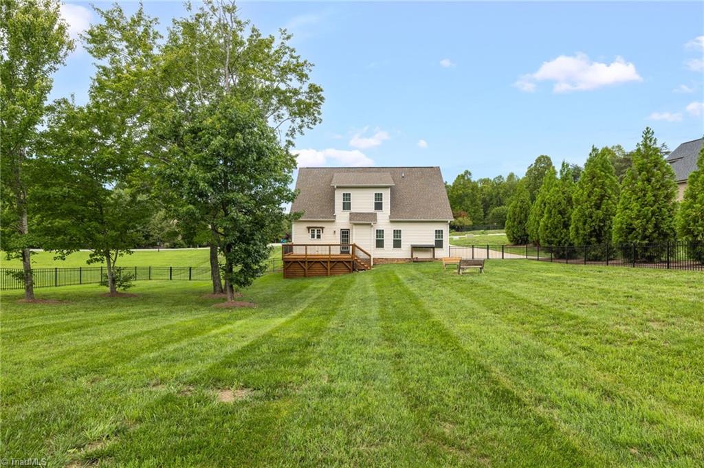 main property photo 31