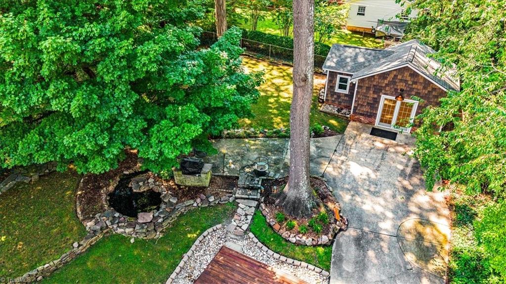 main property photo 35
