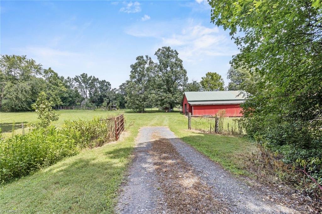 main property photo 44