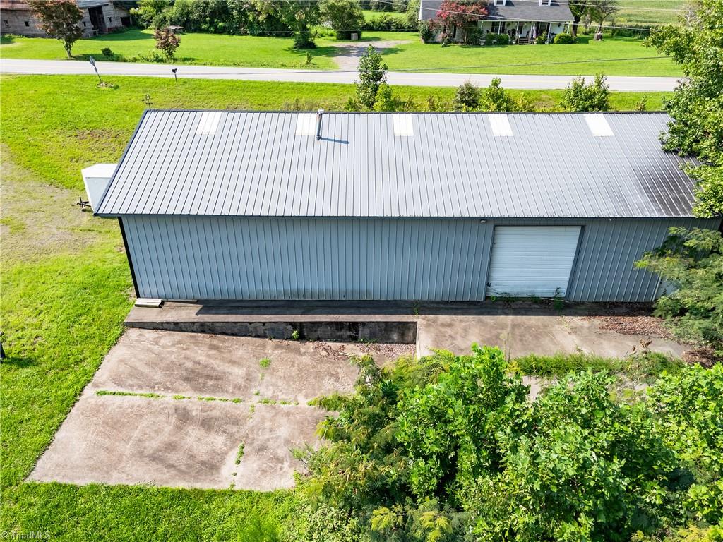 main property photo 20