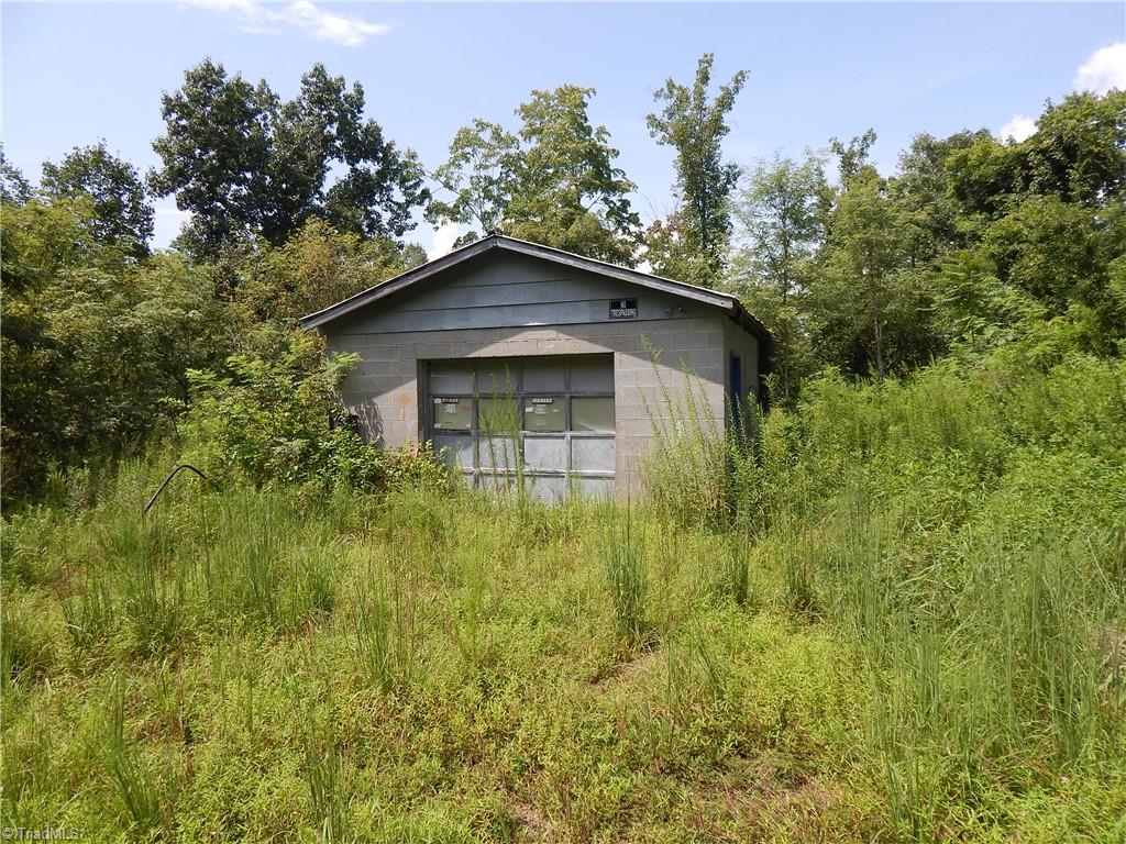 main property photo 29