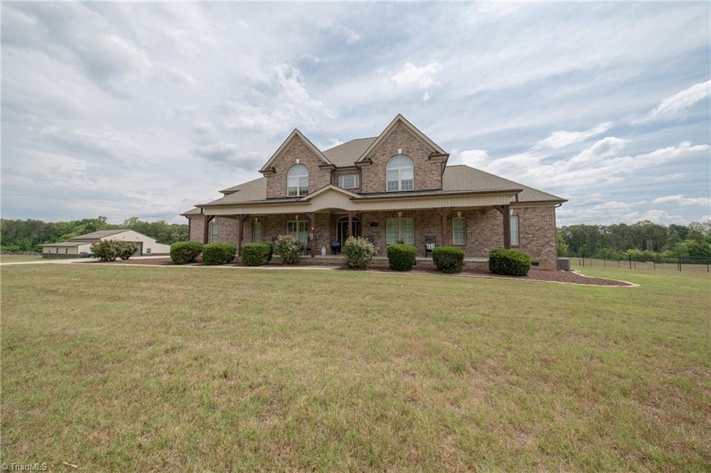main property photo 5