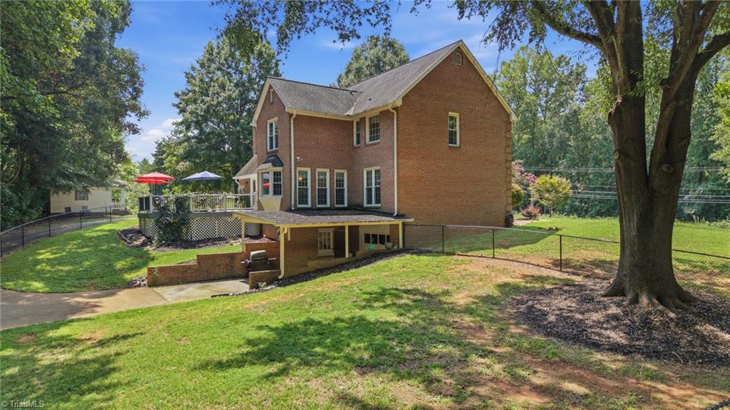 main property photo 43