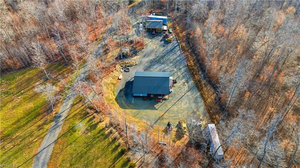main property photo 41