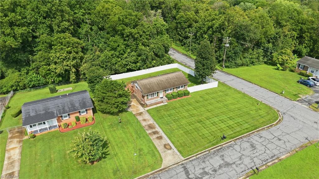 main property photo 36