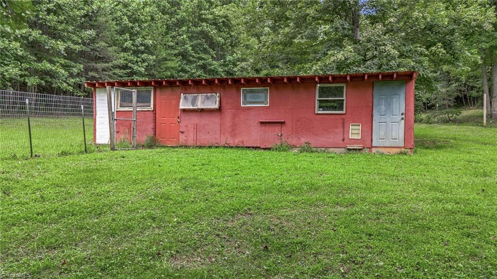 main property photo 45