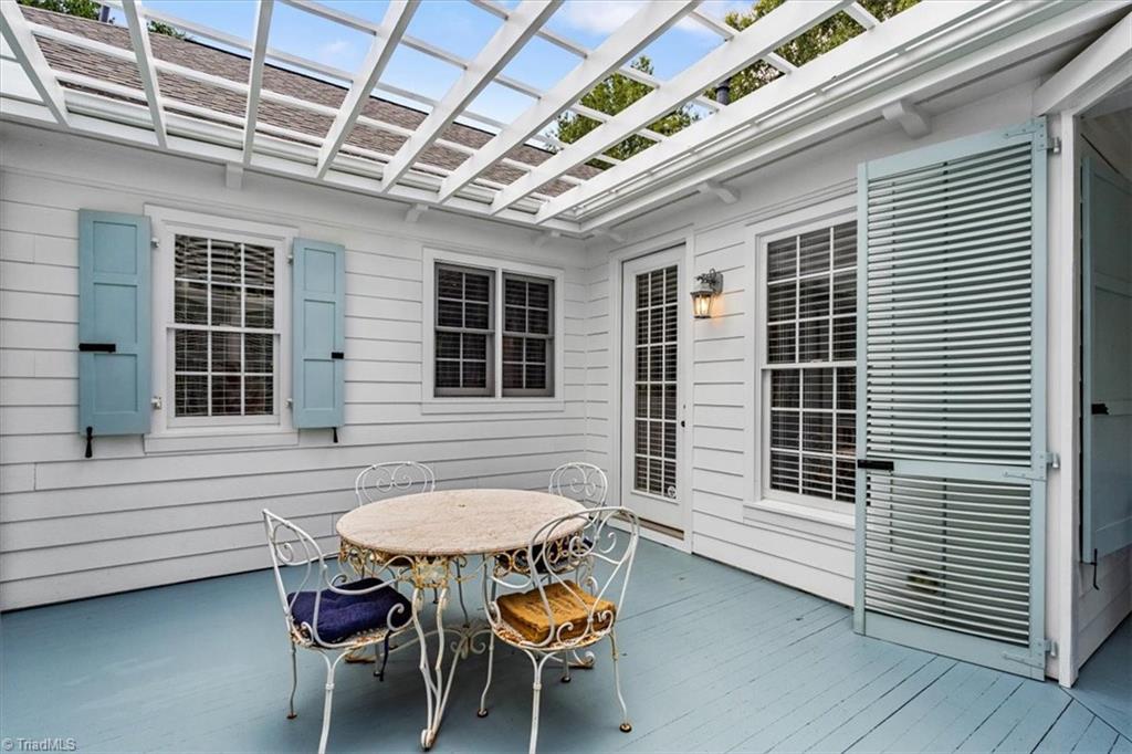 main property photo 35