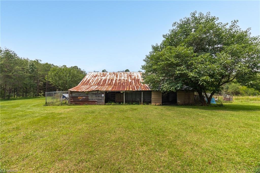 main property photo 32