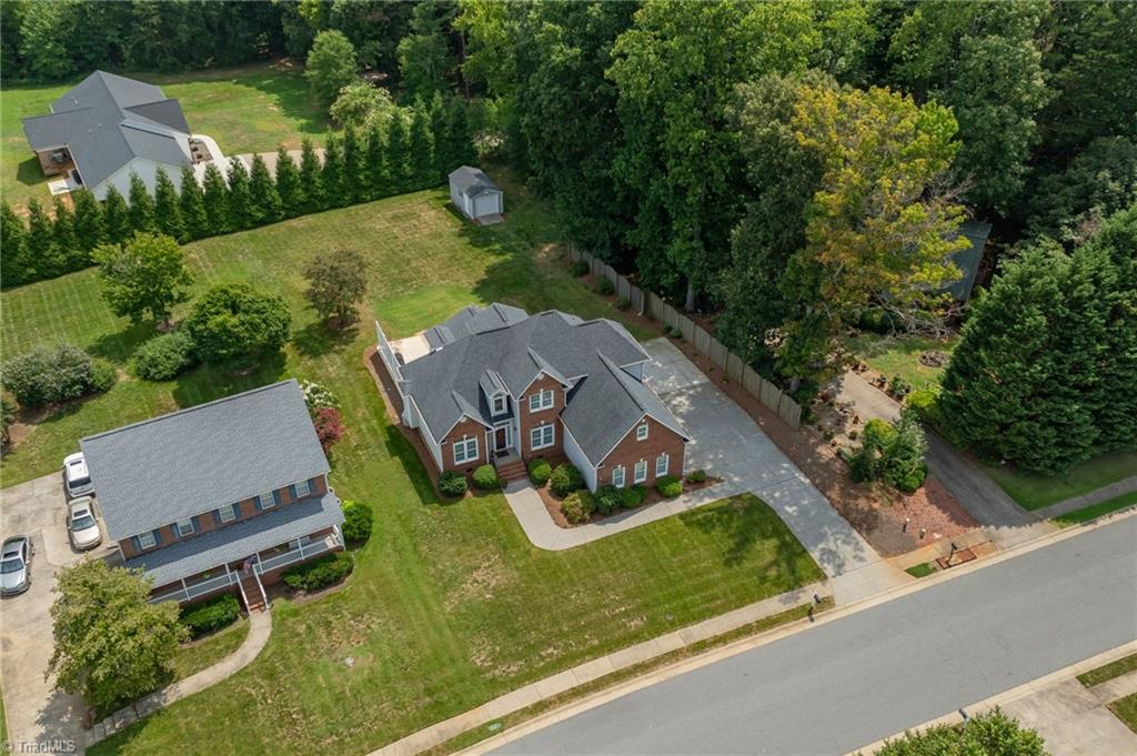 main property photo 37