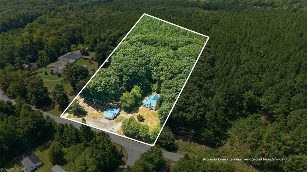 main property photo 28