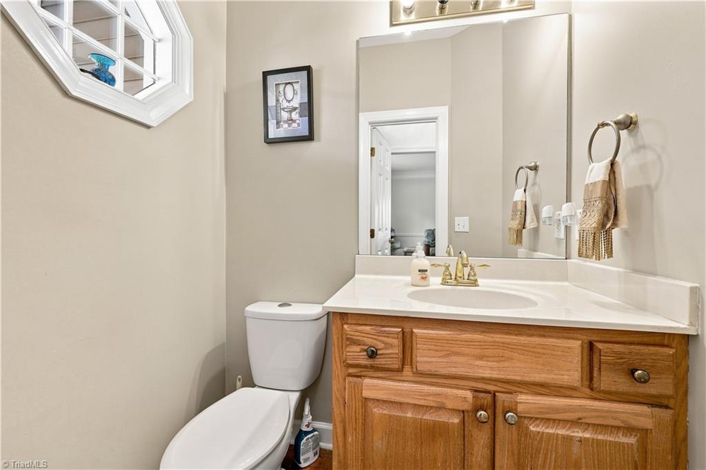 main property photo 32