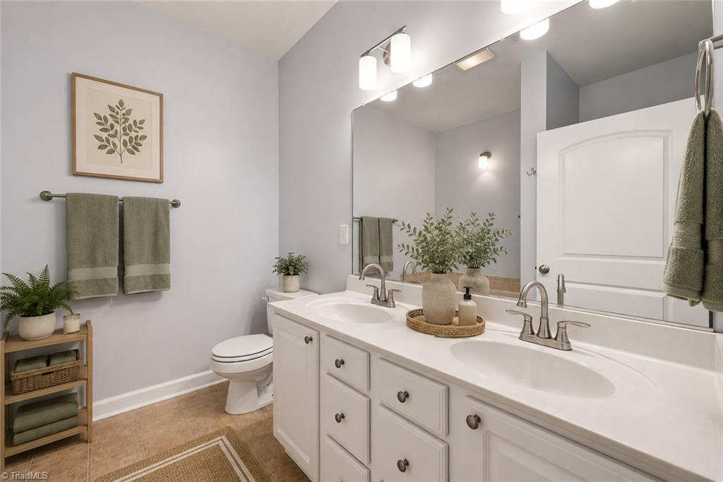 main property photo 22
