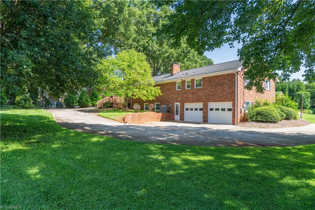 main property photo 33