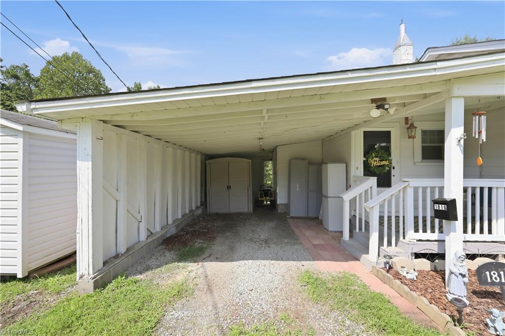 main property photo 41