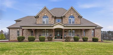 image of property with 4 Bed | 4 Bath | 3,629 Sqft