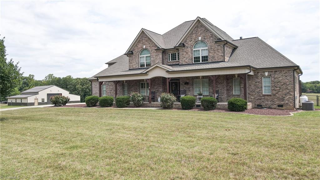 main property photo 41