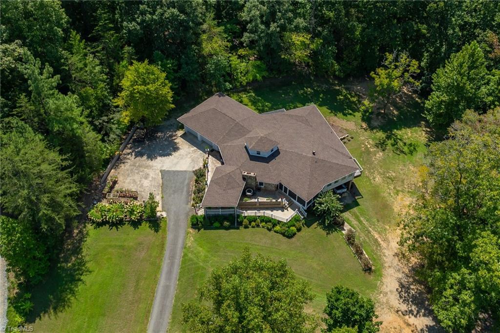 main property photo 42