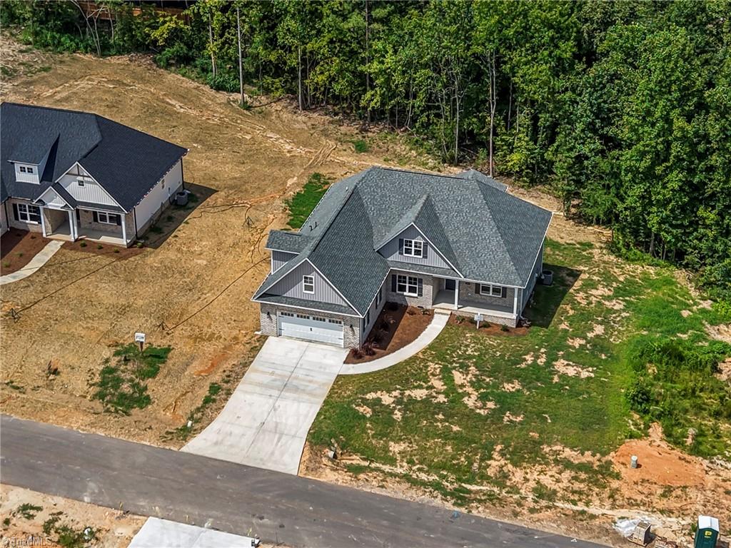 main property photo 41
