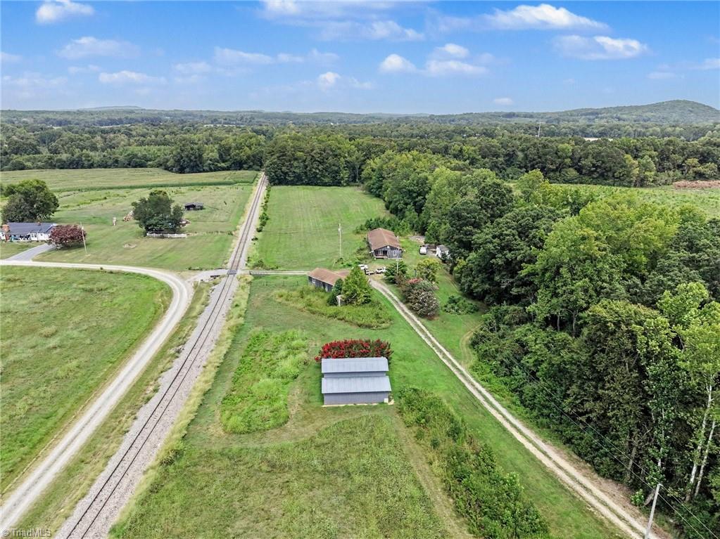 main property photo 45