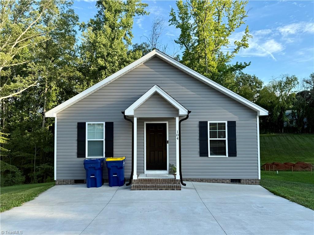 main property photo 0