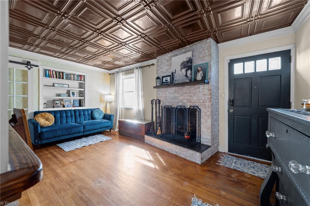 main property photo 2