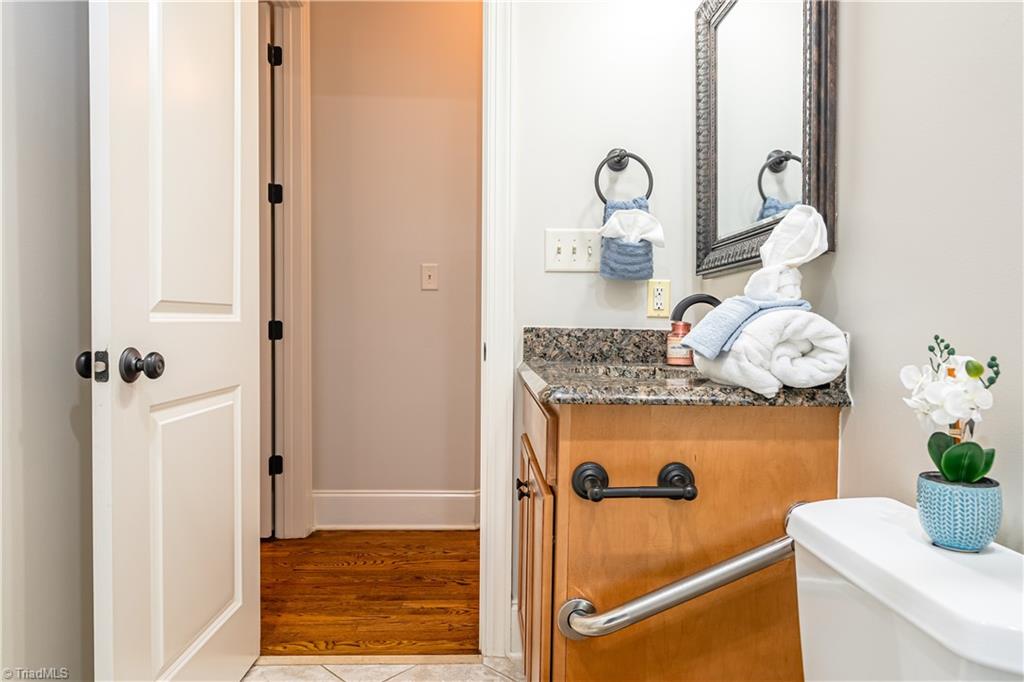 main property photo 36