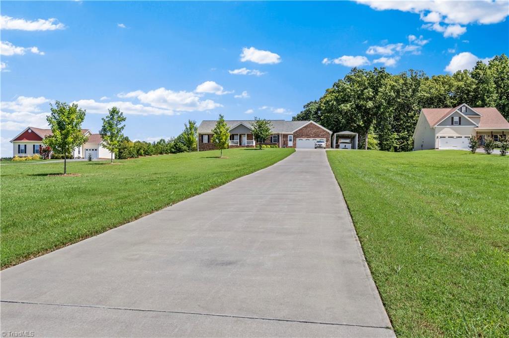 main property photo 40