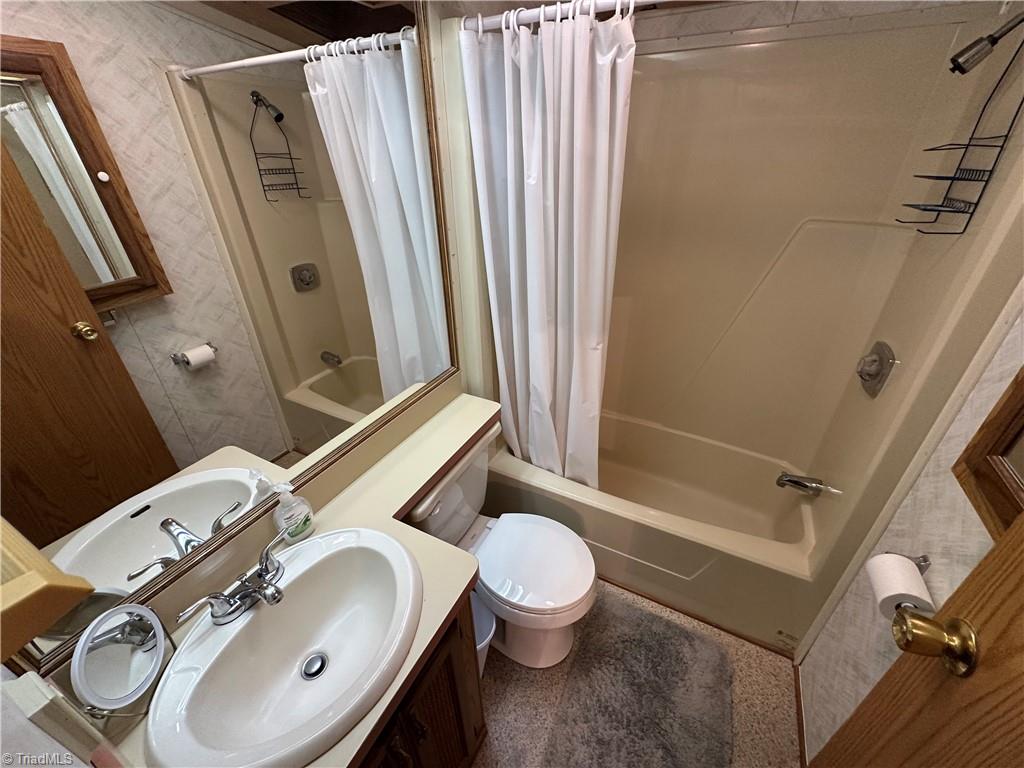 property viewer photo 18