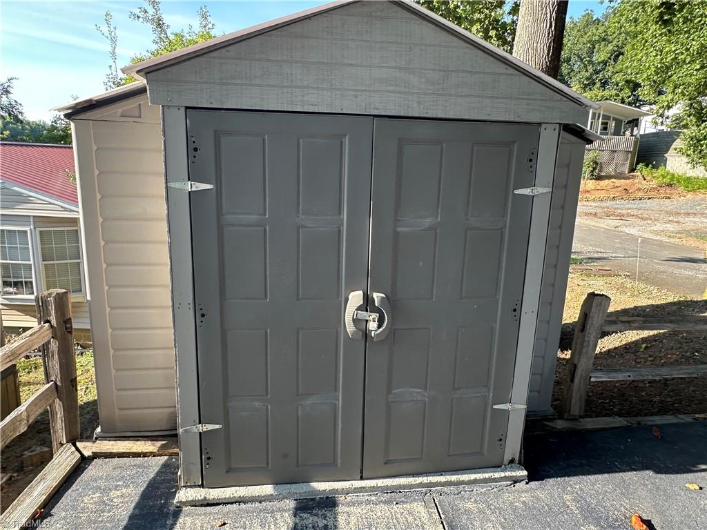 property viewer photo 41