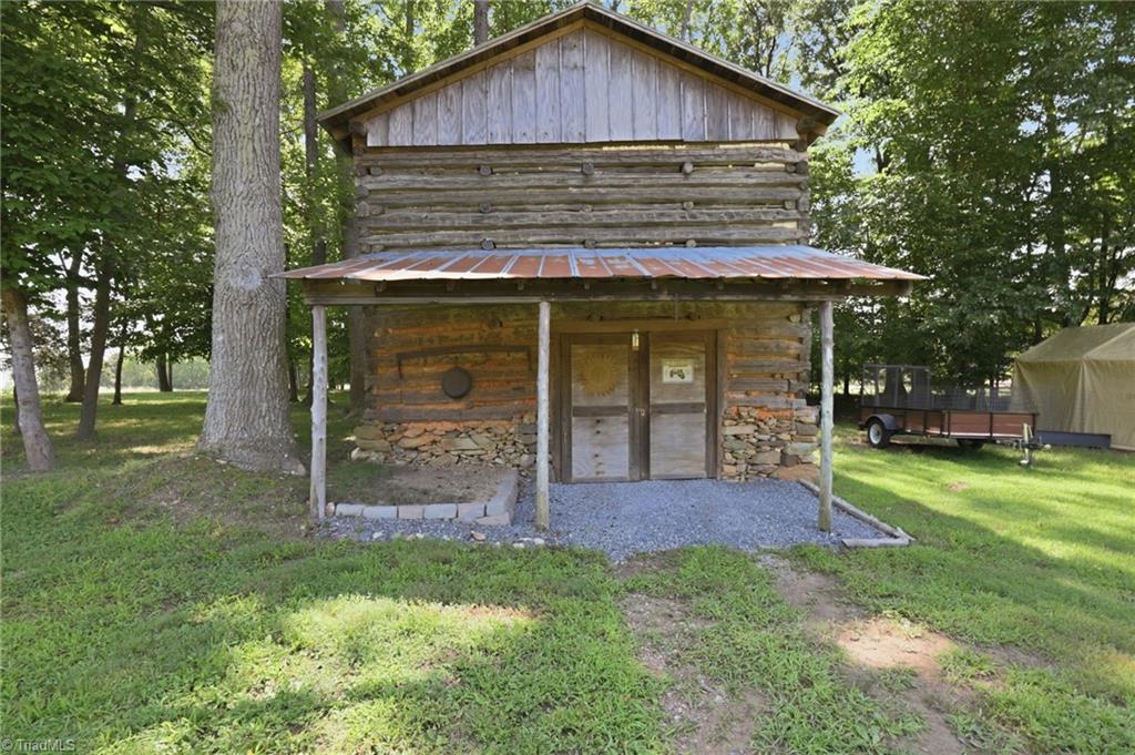 main property photo 45