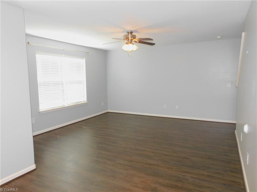 property viewer photo 2