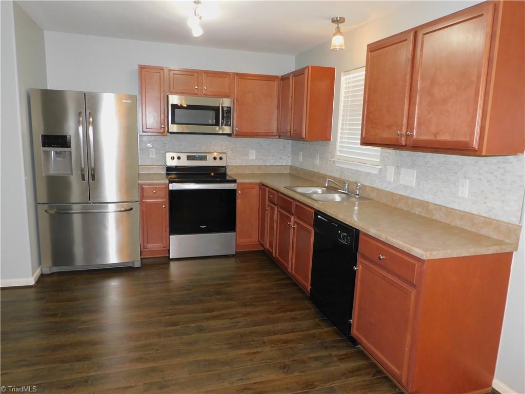property viewer photo 5