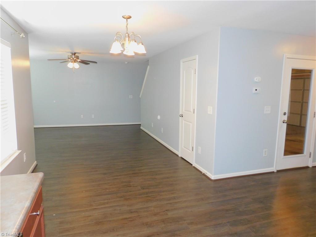 property viewer photo 7
