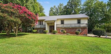 image of property with 3 Bed | 2 Bath | 2,154 Sqft
