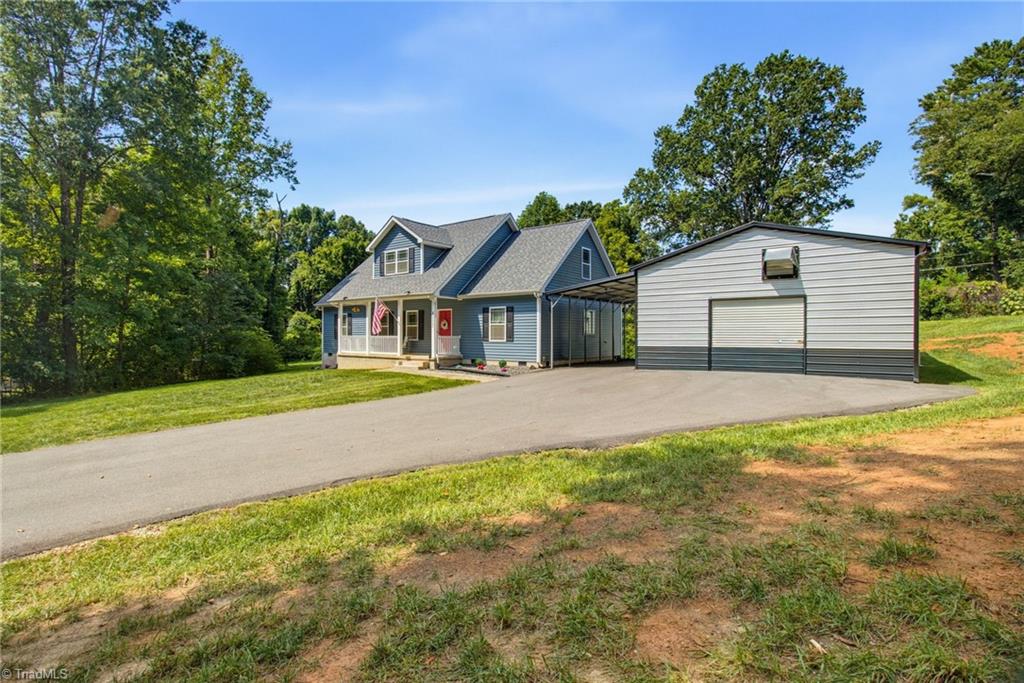 main property photo 3