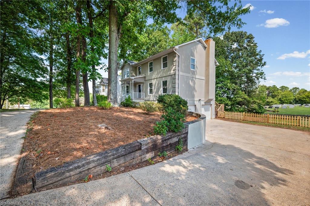 main property photo 41