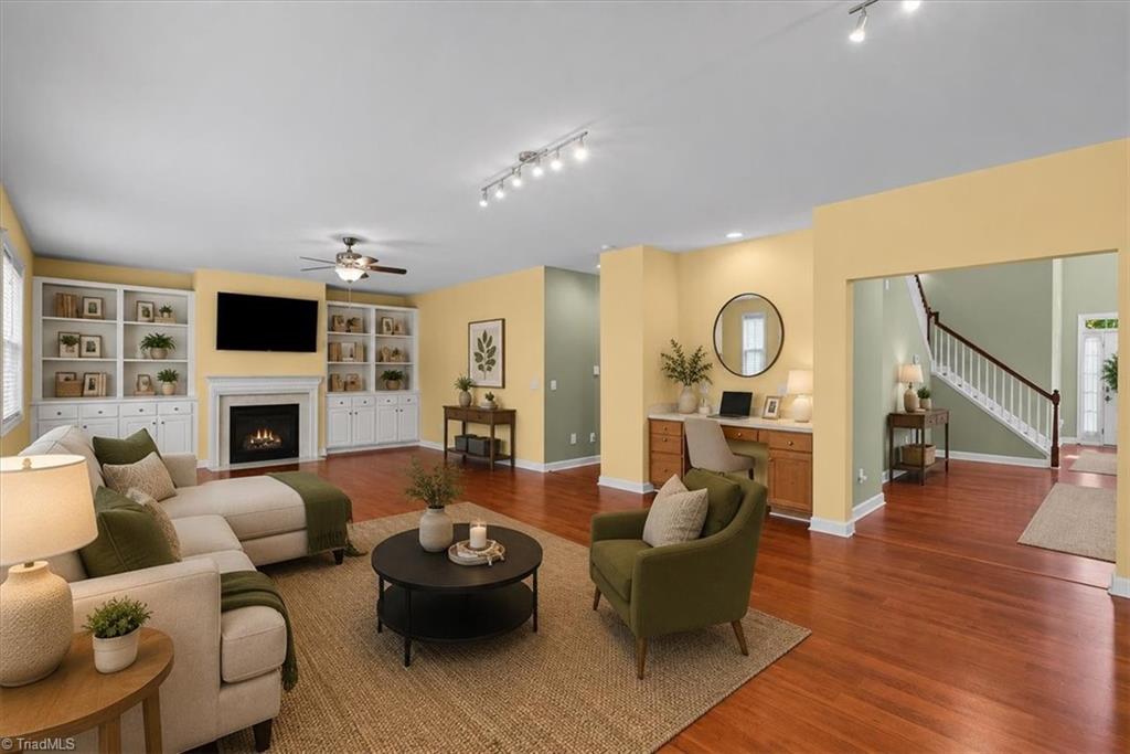 main property photo 10